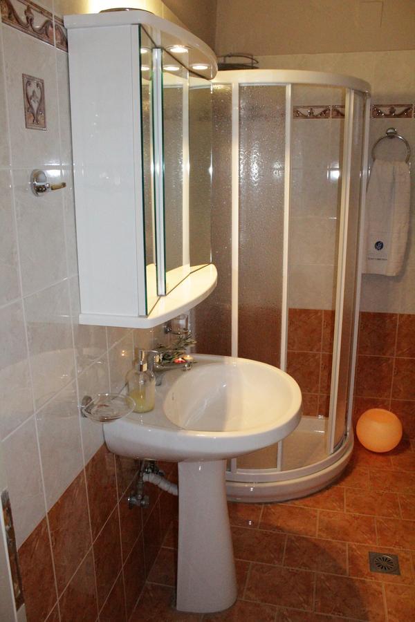 Mirthios Felicity Apartment ปลาเกียส ภายนอก รูปภาพ
